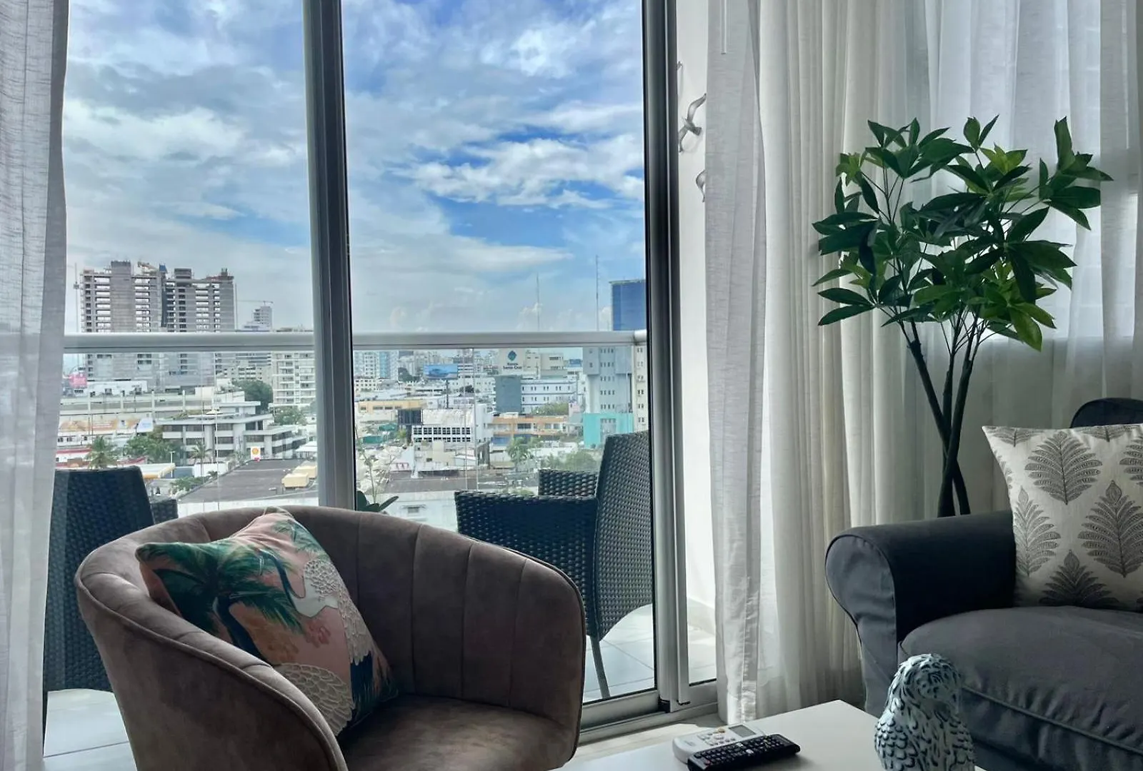 Torre Downtown Santo Domingo Apartment